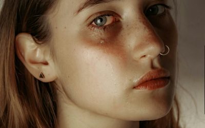 Esa tristeza que no dices: reconocerla, comprenderla y transformarla